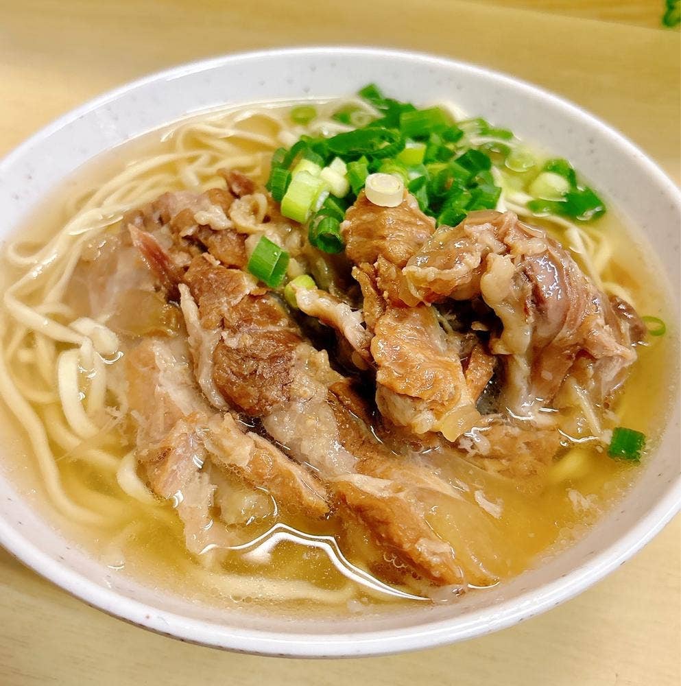 ソーキそば専門店 田舎 公設市場南店