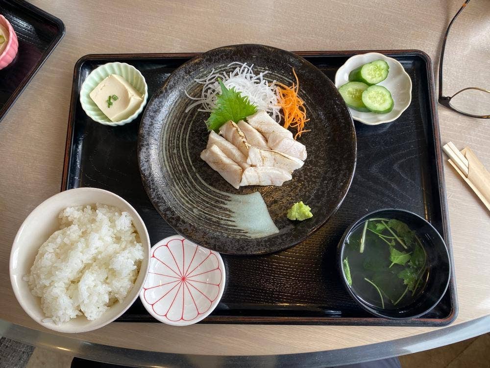 しらす亭