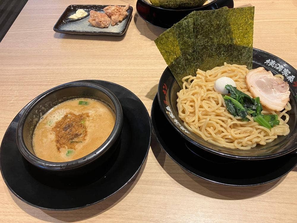 横浜家系ラーメン有楽家 岡崎宇頭店