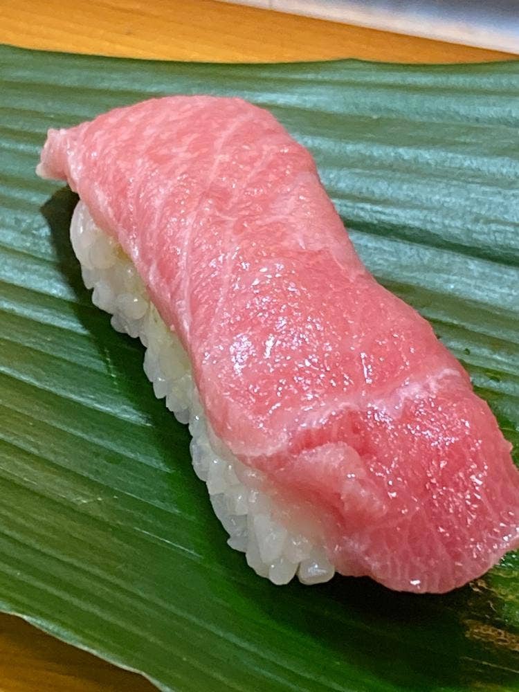 すし処 目羅