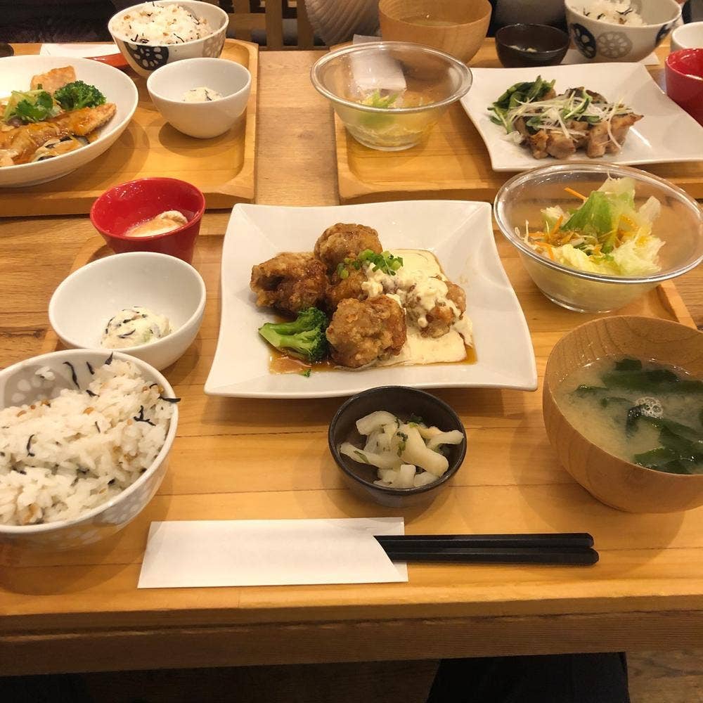 おぼんdeごはん 新宿ミロード店