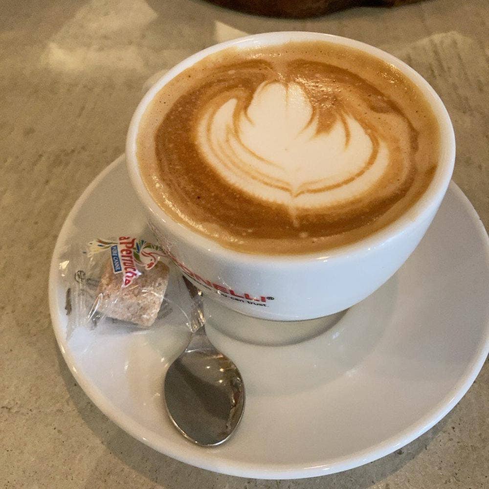 コンビニエンスストア高橋