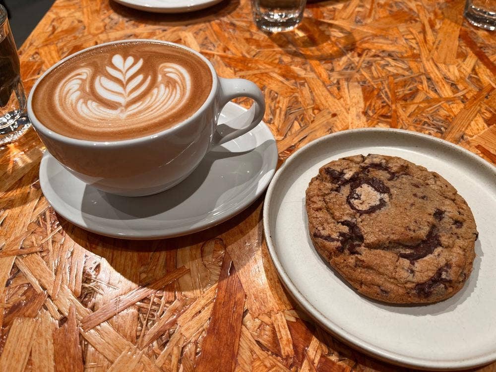 ブルーボトルコーヒー 神戸カフェ