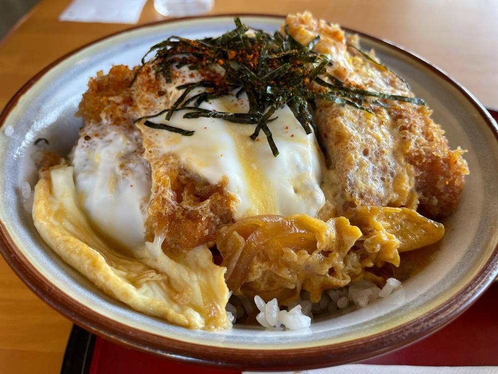 食事処 しなの木 八日堂