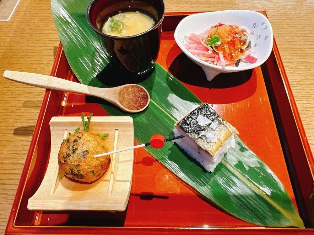 響 横浜スカイビル店