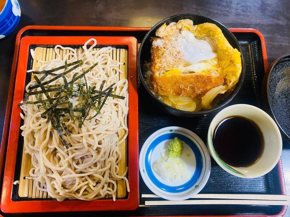 栄亀庵