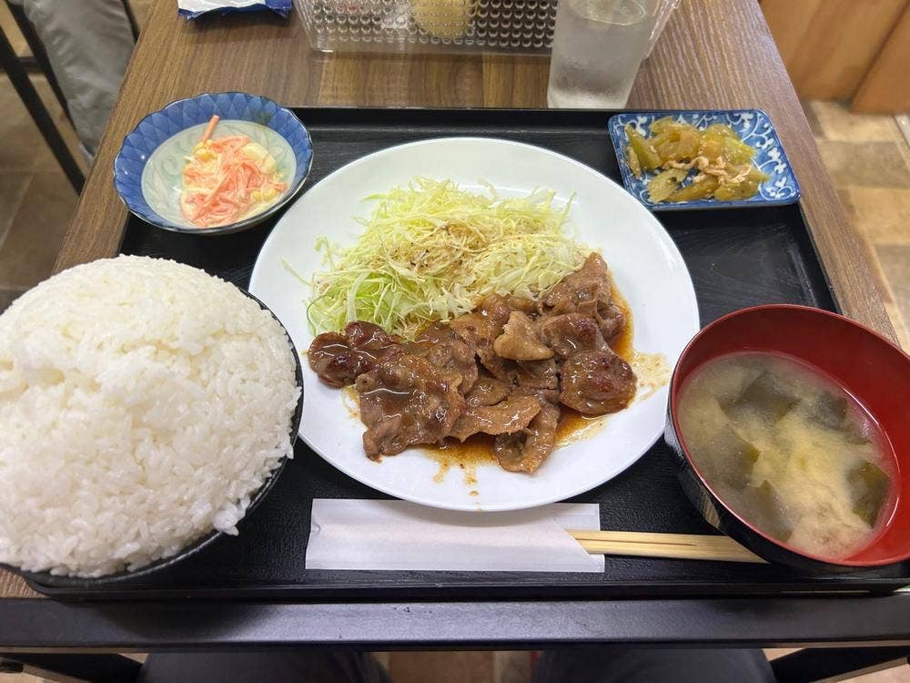 まごら