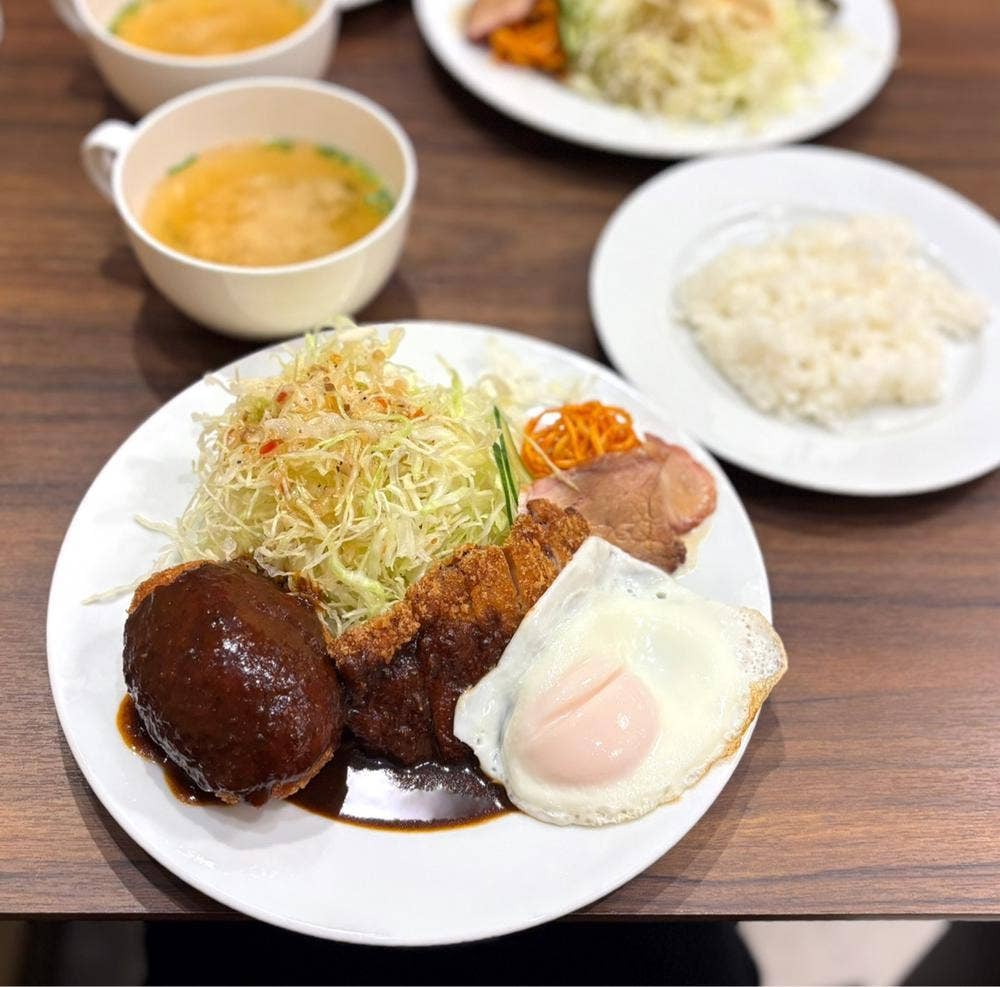 自家特製焼豚・洋食 はちみつ
