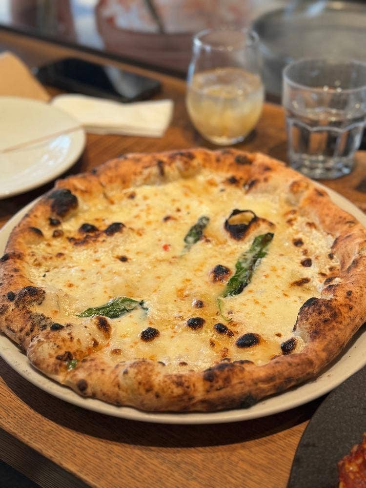 ピッツェリア ナポレターナ カンテラ