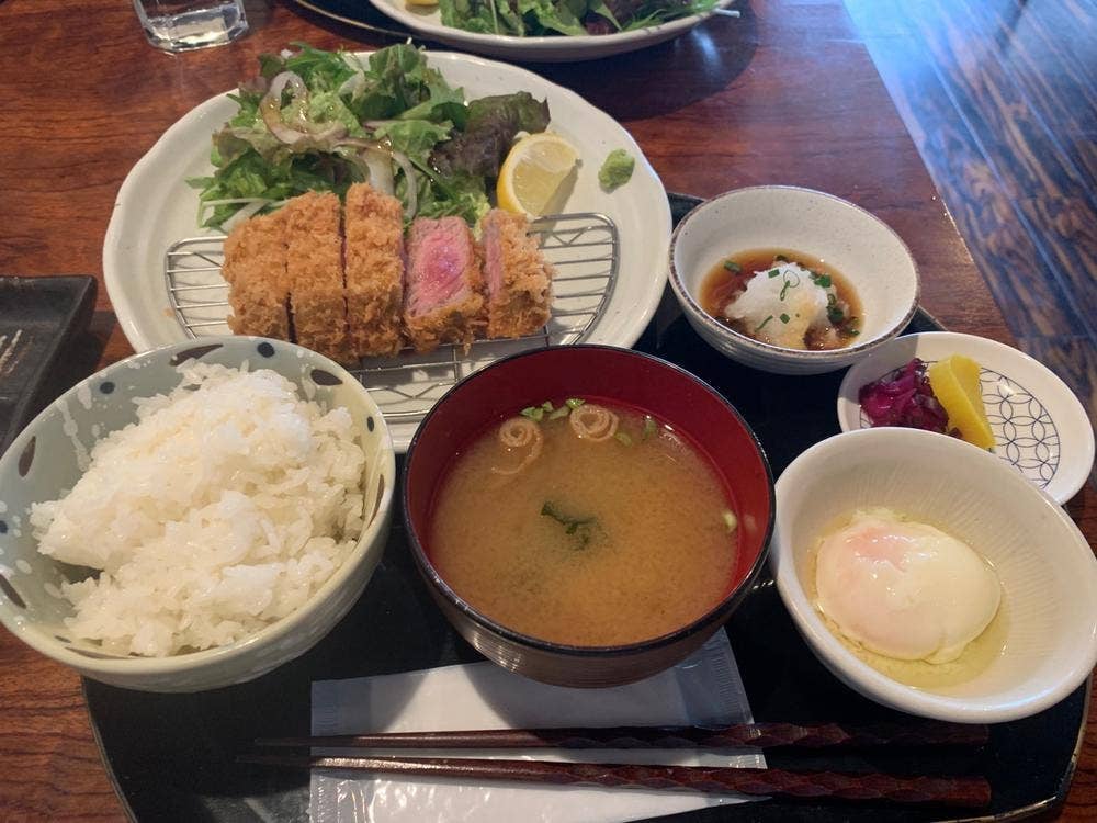 渋谷 牛カツ宮下 串音