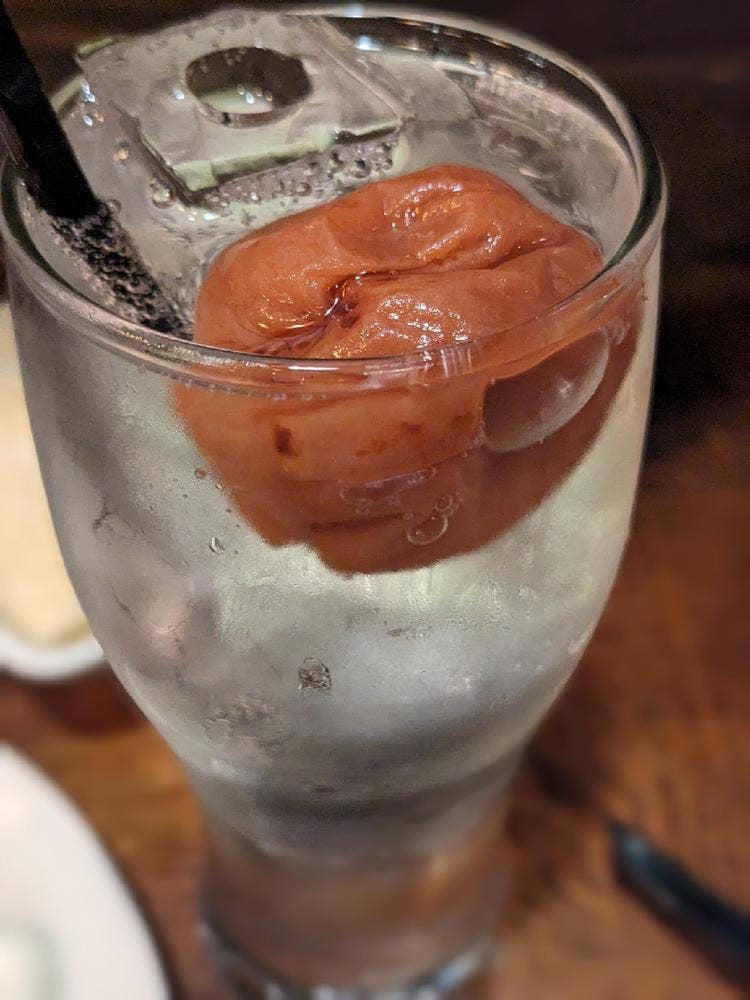 焼鳥と逸品料理 ロロー