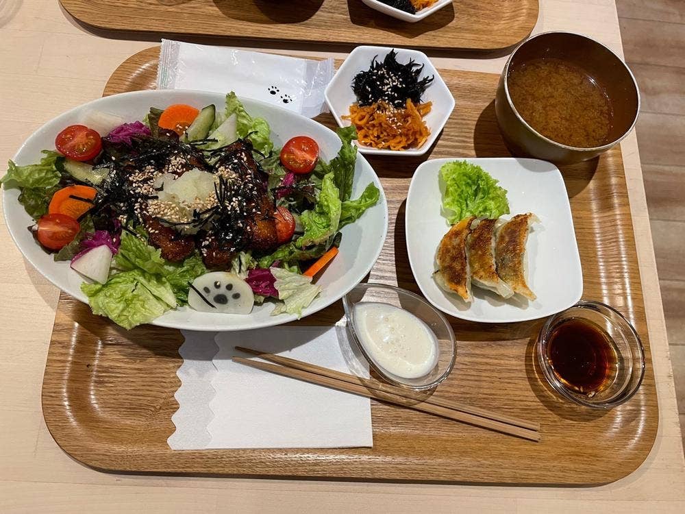 Cafe むすび 心と心を結ぶ 癒しの空間