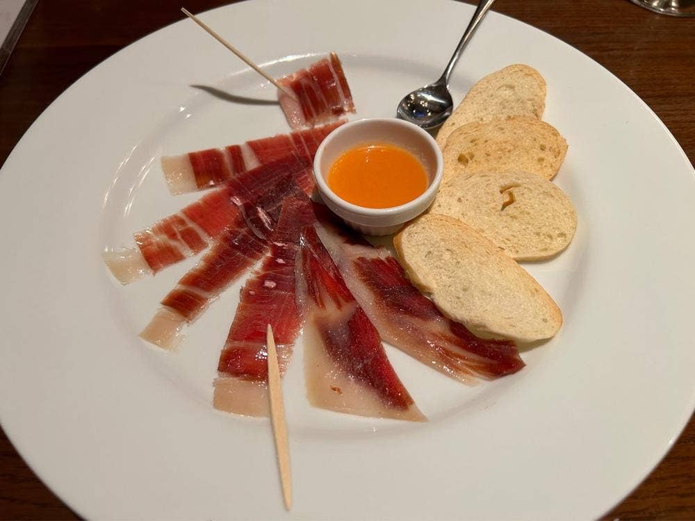 スペイン厨房&ワインバル LA VINA