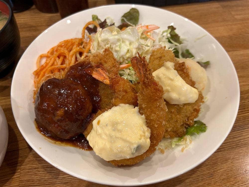 昭和の洋食 弥生