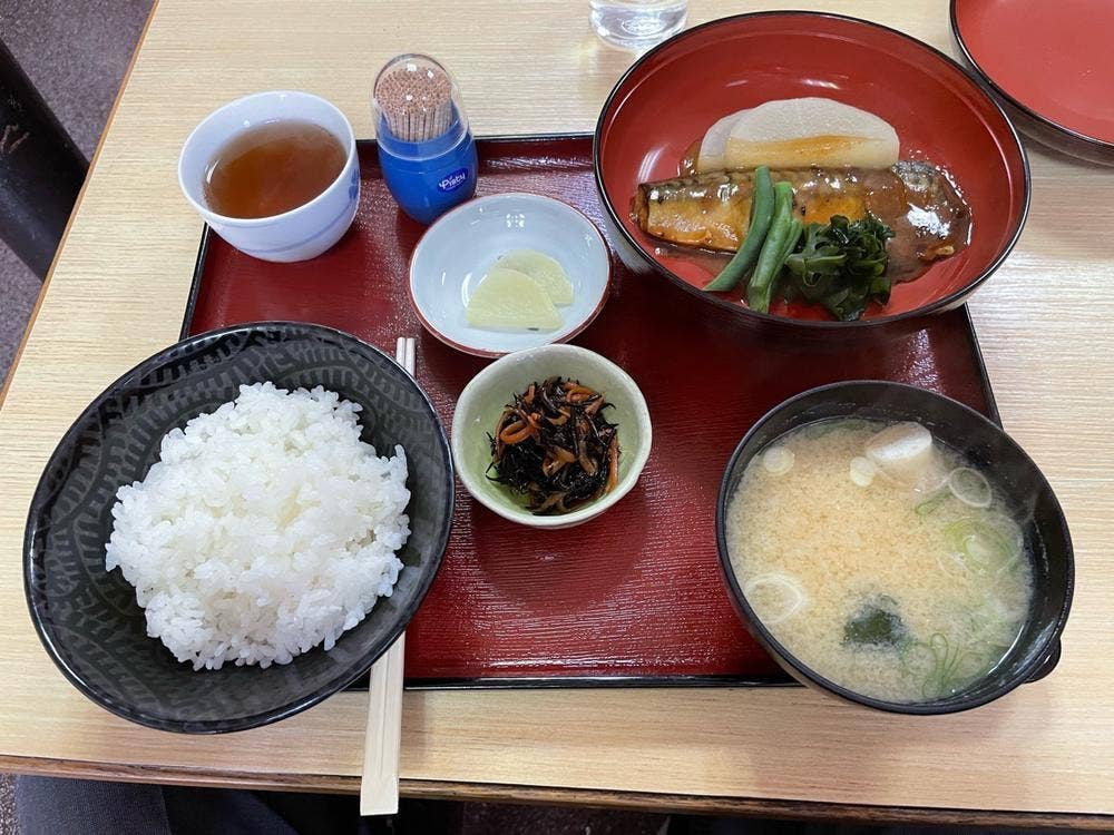 加登長 横安江町店