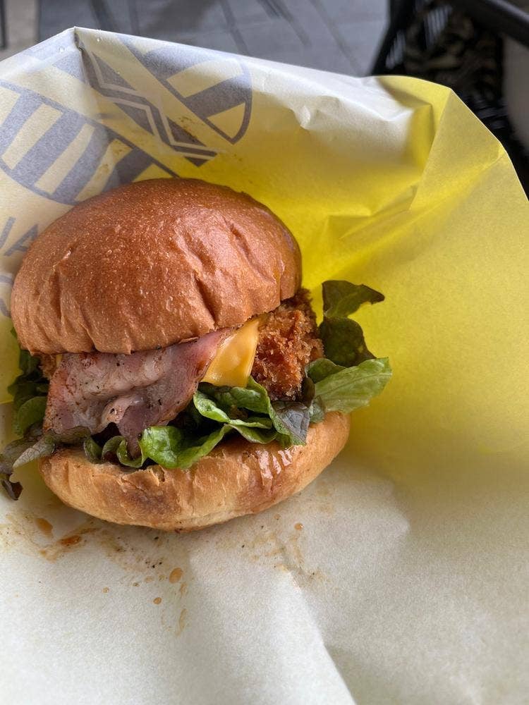 SHIMAUMA BURGER シミントひろしま店