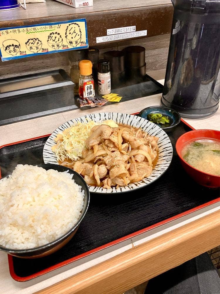 たつみ食堂