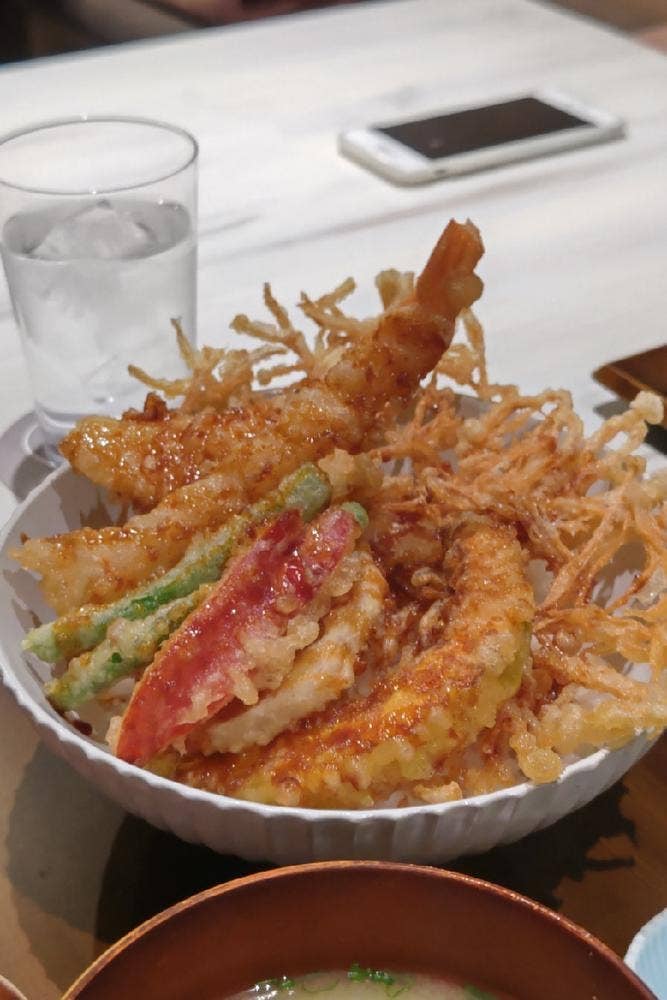 天ぷらとワイン ぶどうの花