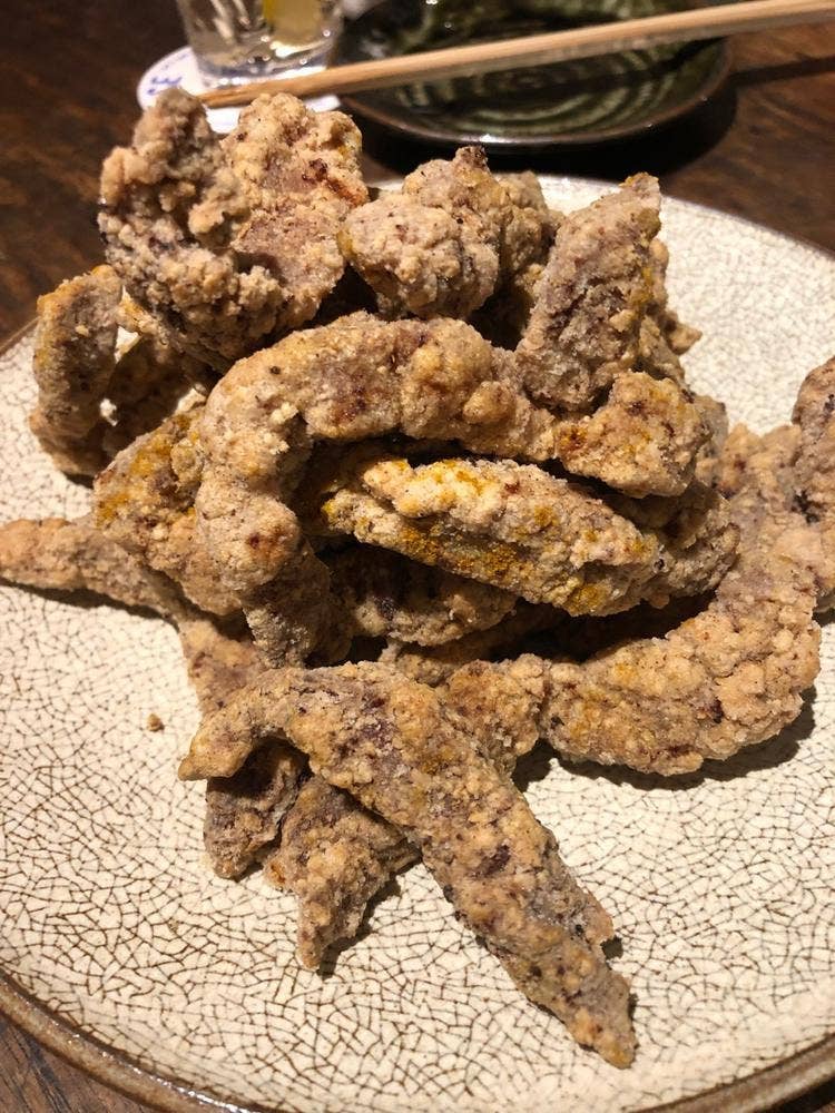 アダン