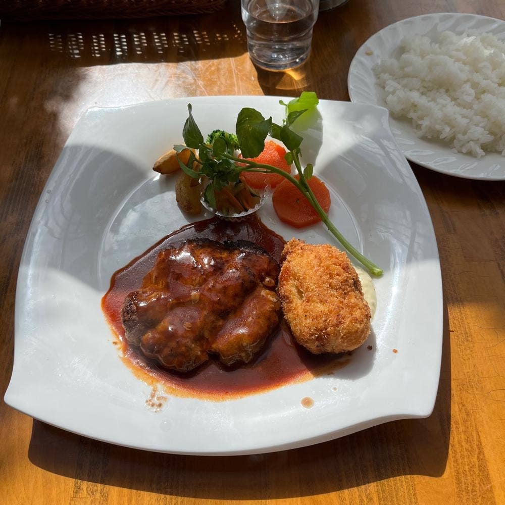 レストランカヤ