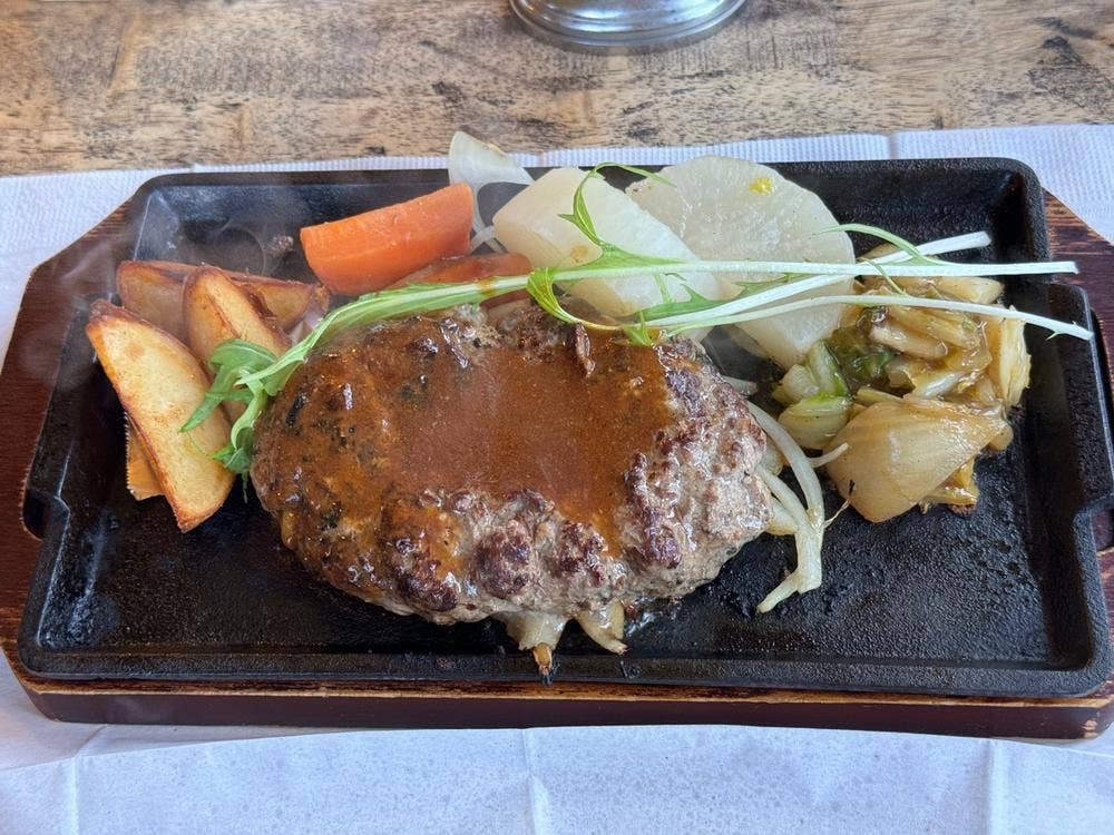 炭焼きハンバーグ あらかると
