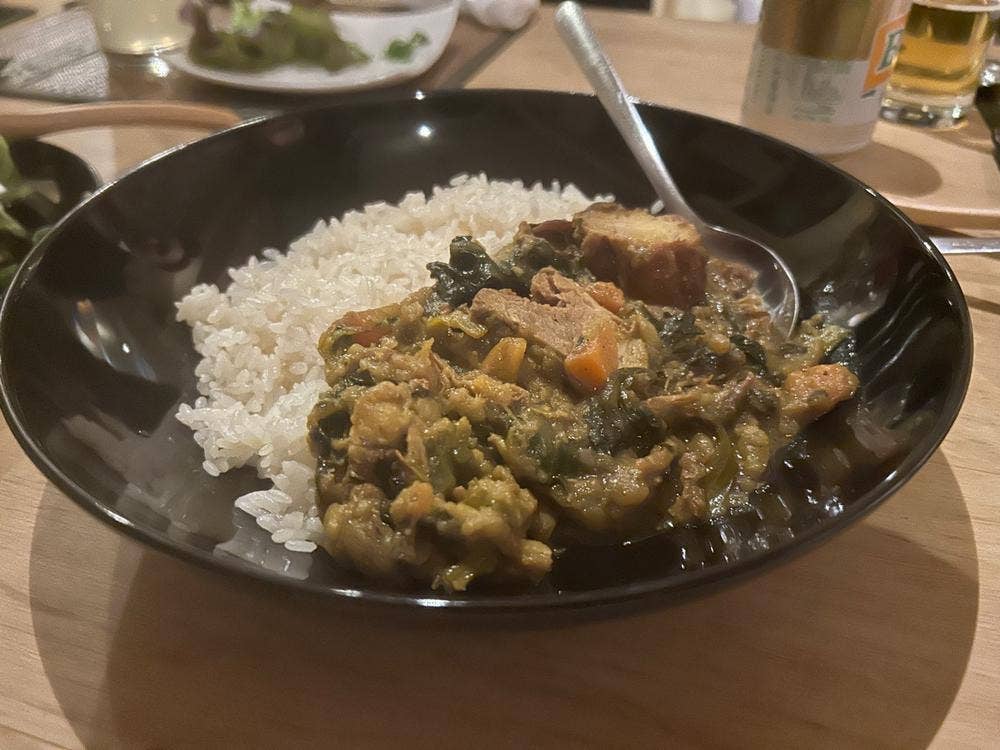 カフェアンドバー サバイデイー