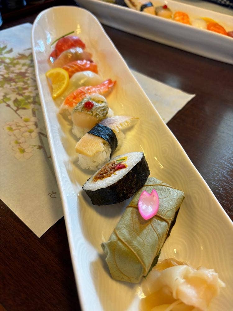 柿の葉ずしヤマト 夢宗庵御所店