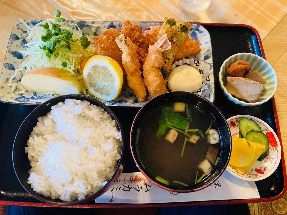 レストランムラカミ