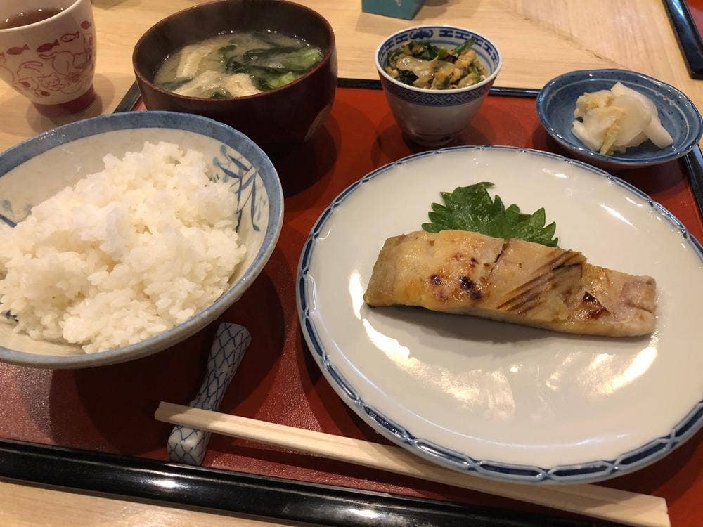 味処 一輪