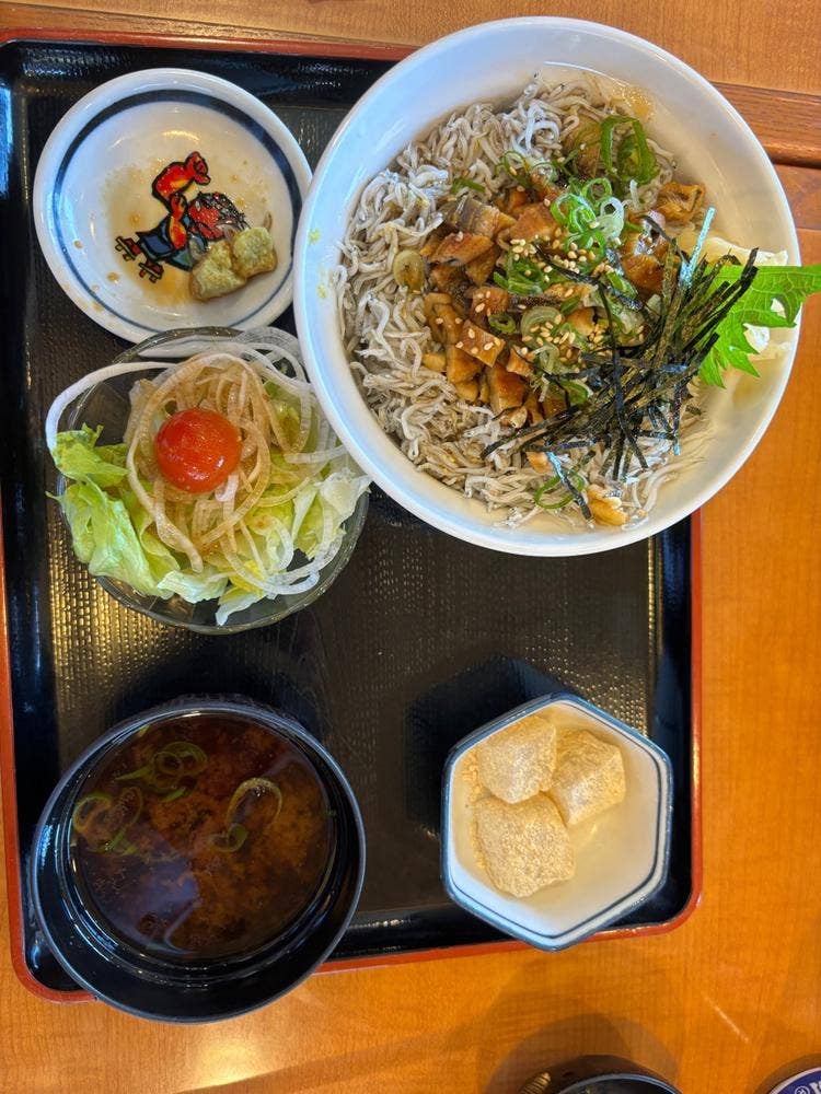 市場場外がってん食堂 大島屋 伊勢店