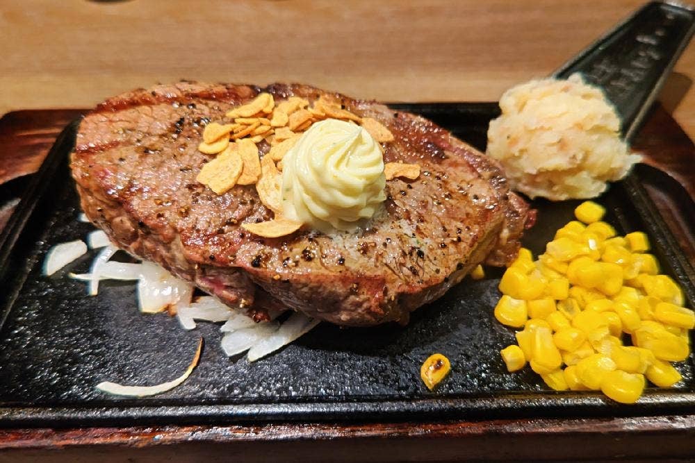 炭焼ステーキ BEEF IMPACT 狸小路店