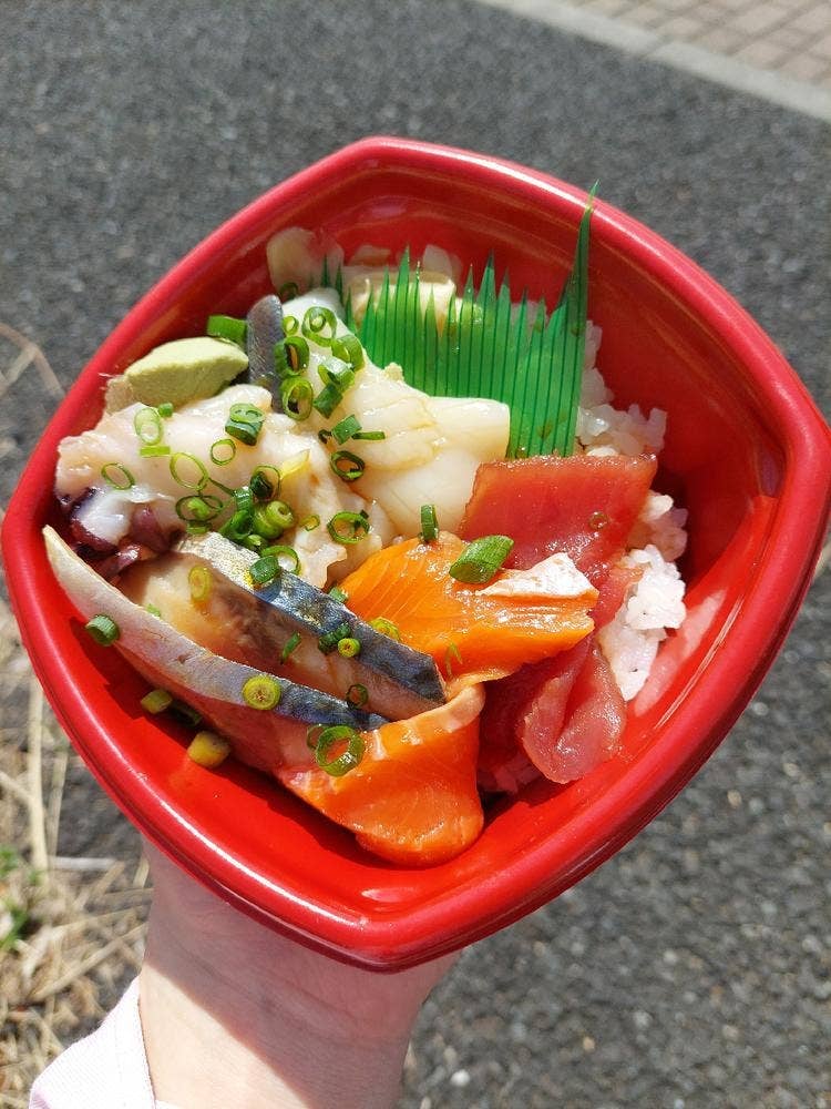 横浜 丼丸 平間店