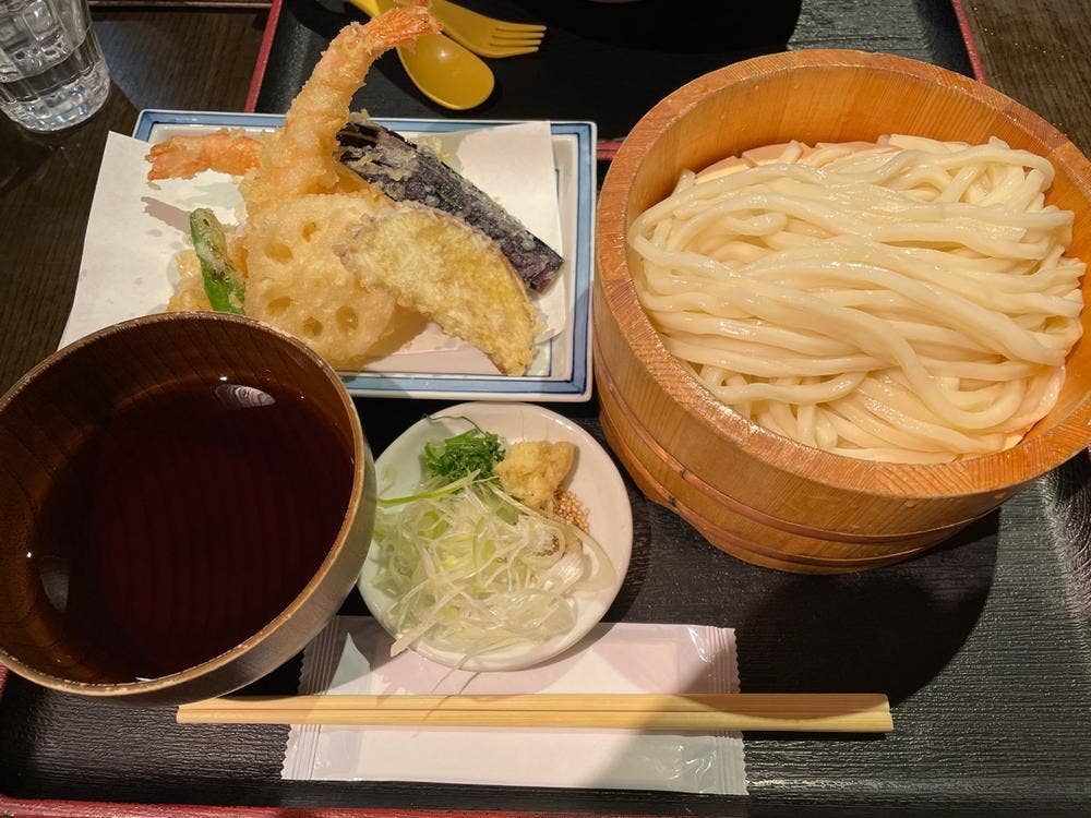 鶴亀屋 浅草EKIMISE店