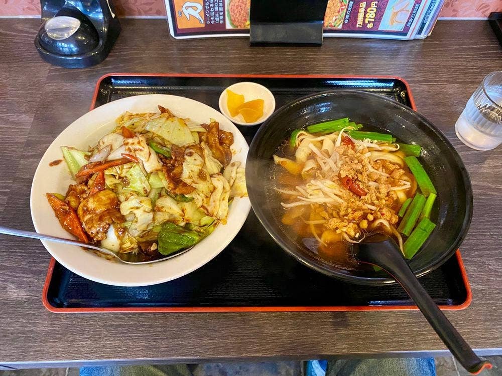 台湾料理 龍のしょく堂