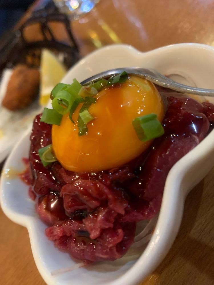 個室で味わう国産牛タンと朝どれ鮮魚 にくと魚 池袋駅前店