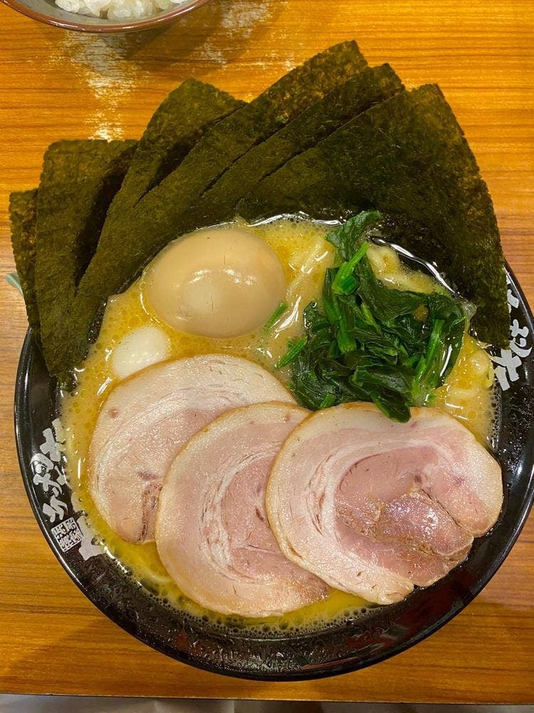 横浜家系ラーメン 町田商店 渋谷店