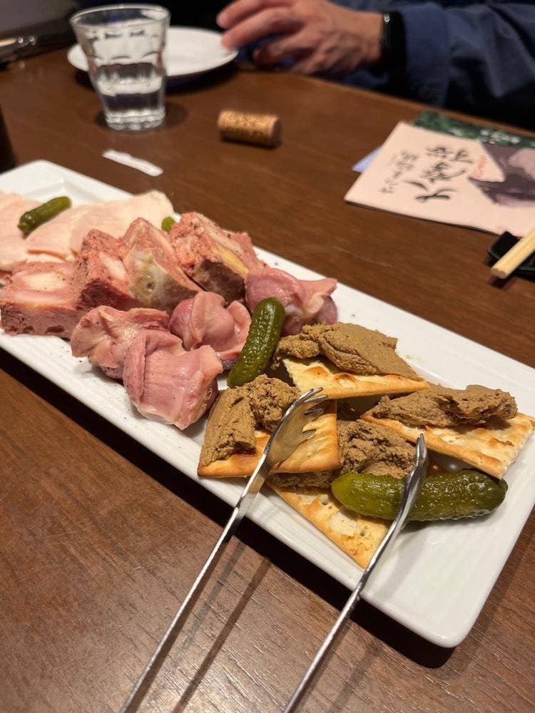 和牛ハンバーグ＆ステーキ 肉屋 格之進 F