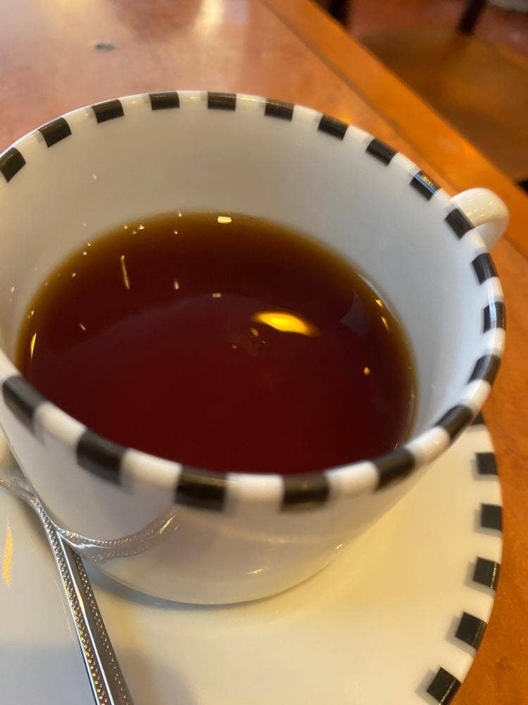 ツバキcafe 新橋駅前店