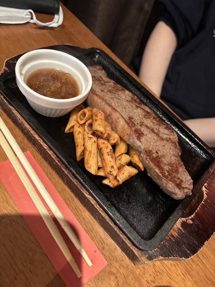 ミートダイニングZIG