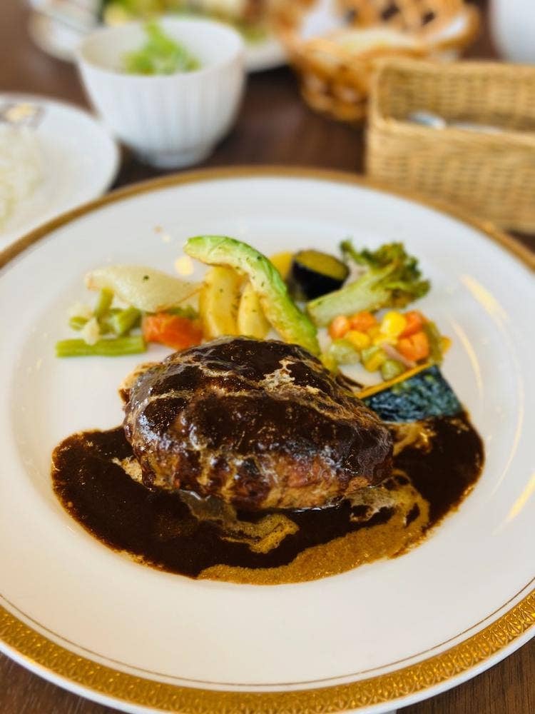 ハンバーグ専門店 リシャルツ