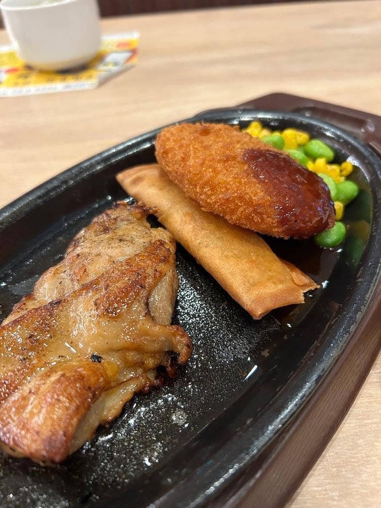 ガスト みなとみらい店