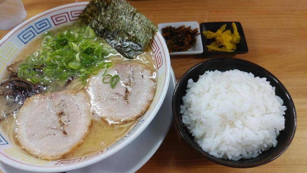 ラーメン白銀亭