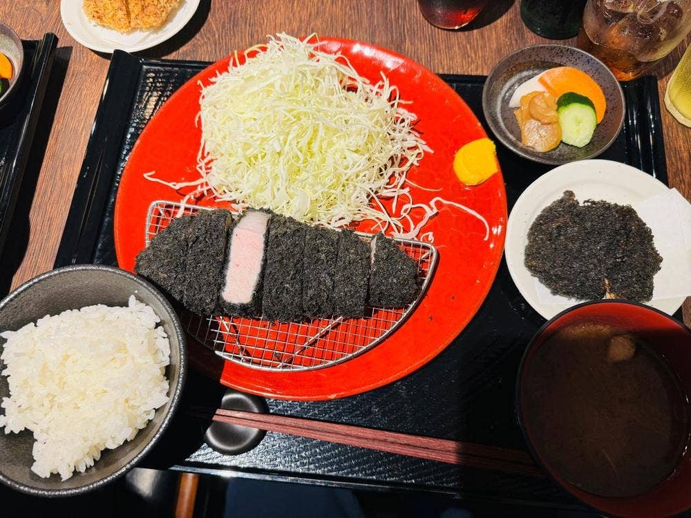 黒豚とんかつさつまやとんとん