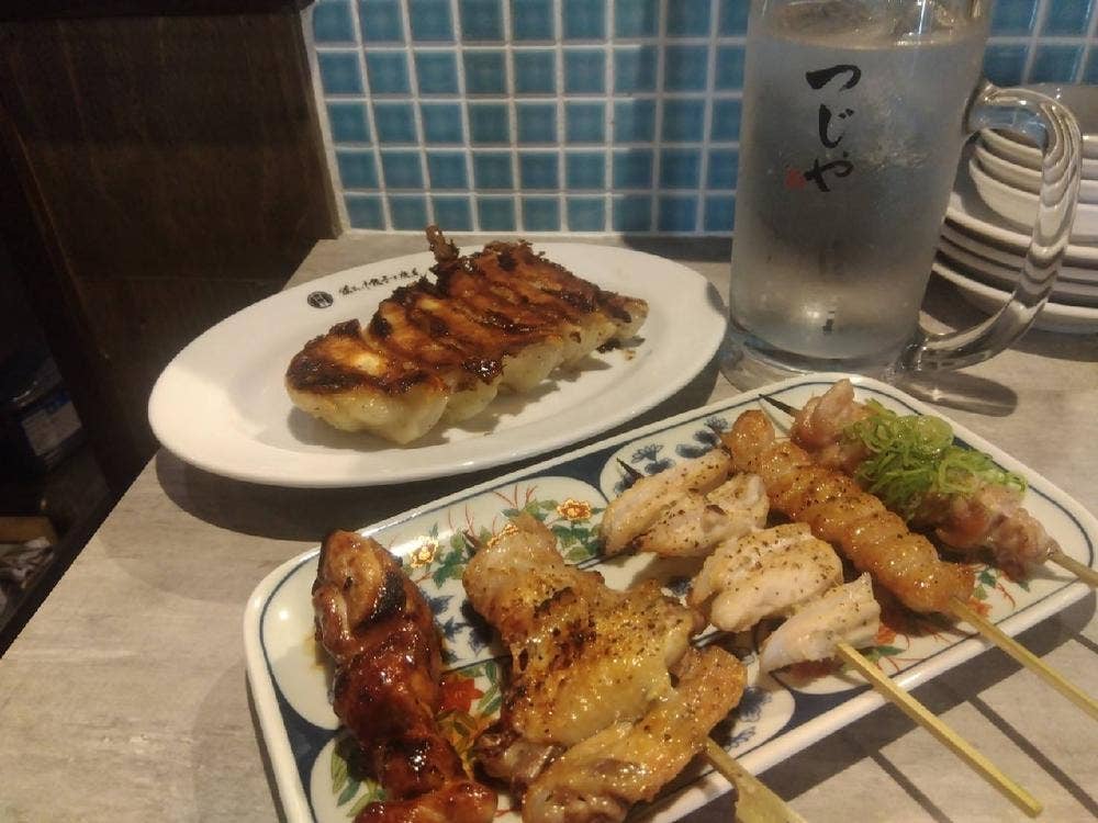 鶏出汁餃子と焼鳥 つじや 七条店