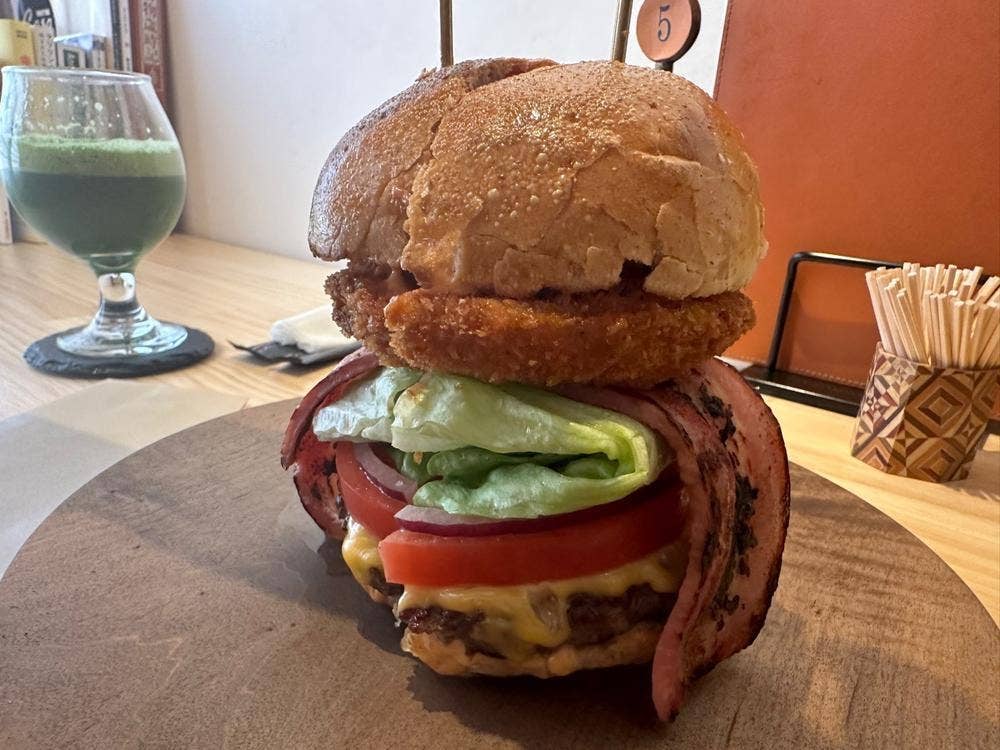 BOX BURGER 箱根湯本店