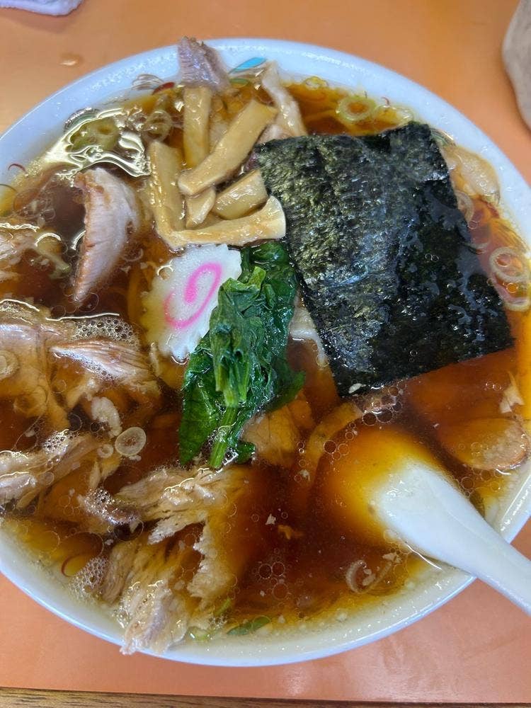 青島食堂 宮内駅前店