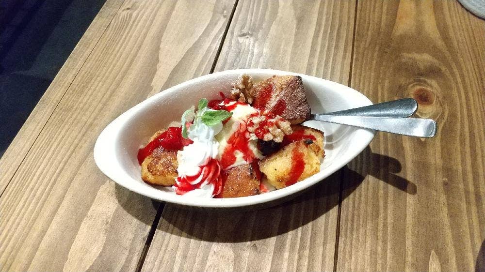 OLD SCHOOL Cafe Dining