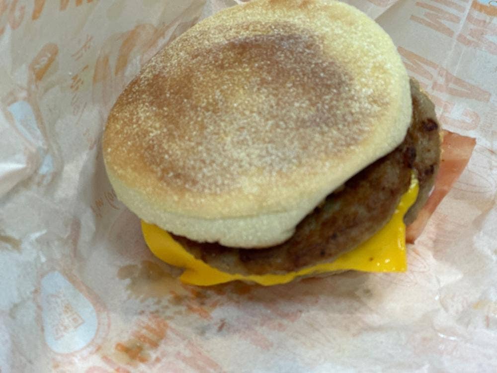 マクドナルド 有明パークビル店