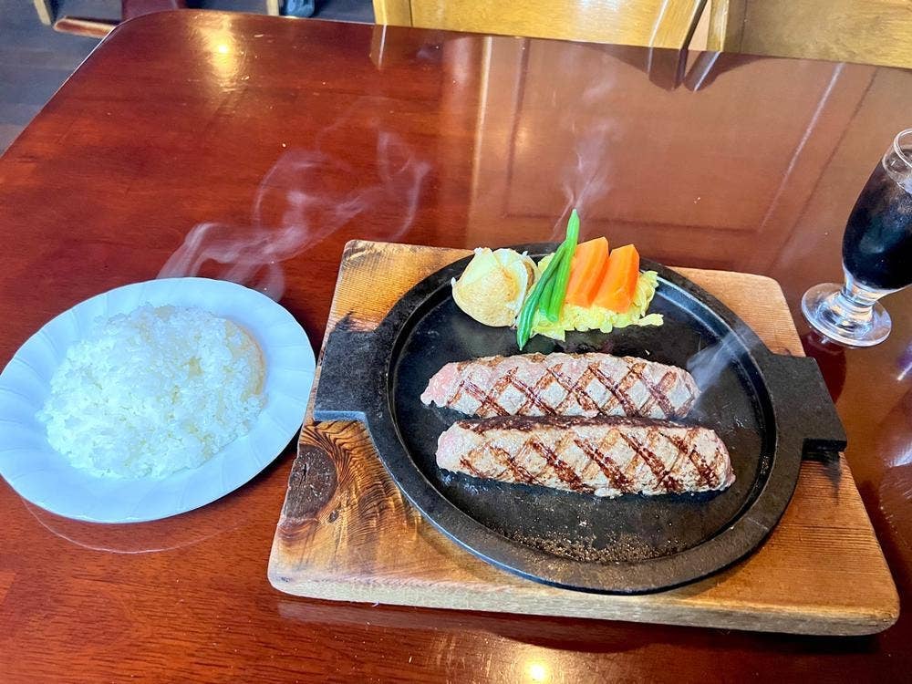 炭焼ハンバーグステーキ・ジョージ