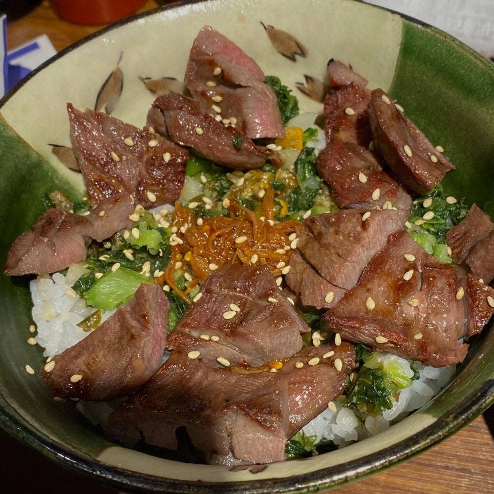 牛タン炭火焼 吉次 北新地店